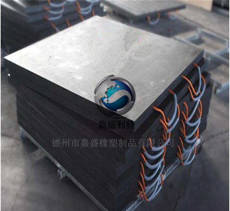 山東供應(yīng)吊車(chē)支腿墊板規(guī)格 ?抗壓防滑吊車(chē)支腿墊腳板