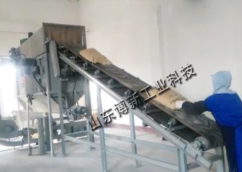 石灰粉破袋機(jī)，自動(dòng)破包站優(yōu)勢