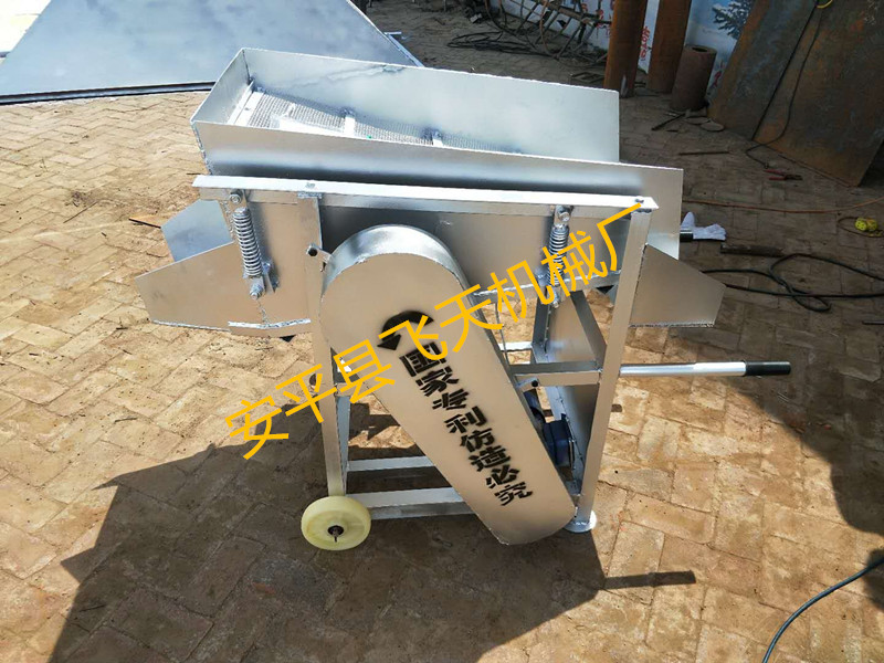 飛天電動小型篩沙機(jī) 供應(yīng)北京 電動篩沙機(jī) 人工上料